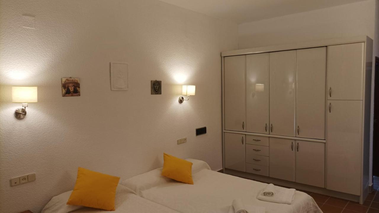 Estudio Reina Y Pastora El Rocio Apartment Exterior foto